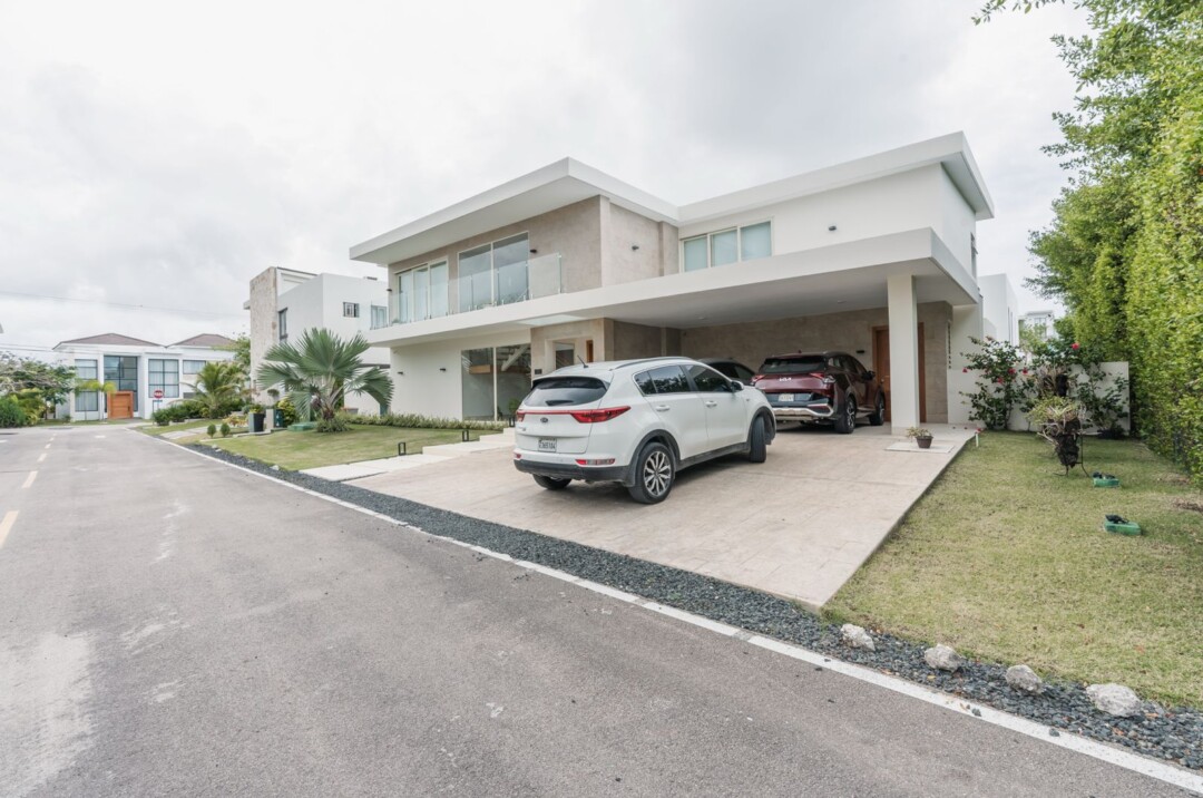 Villa Caobanilla 3 image