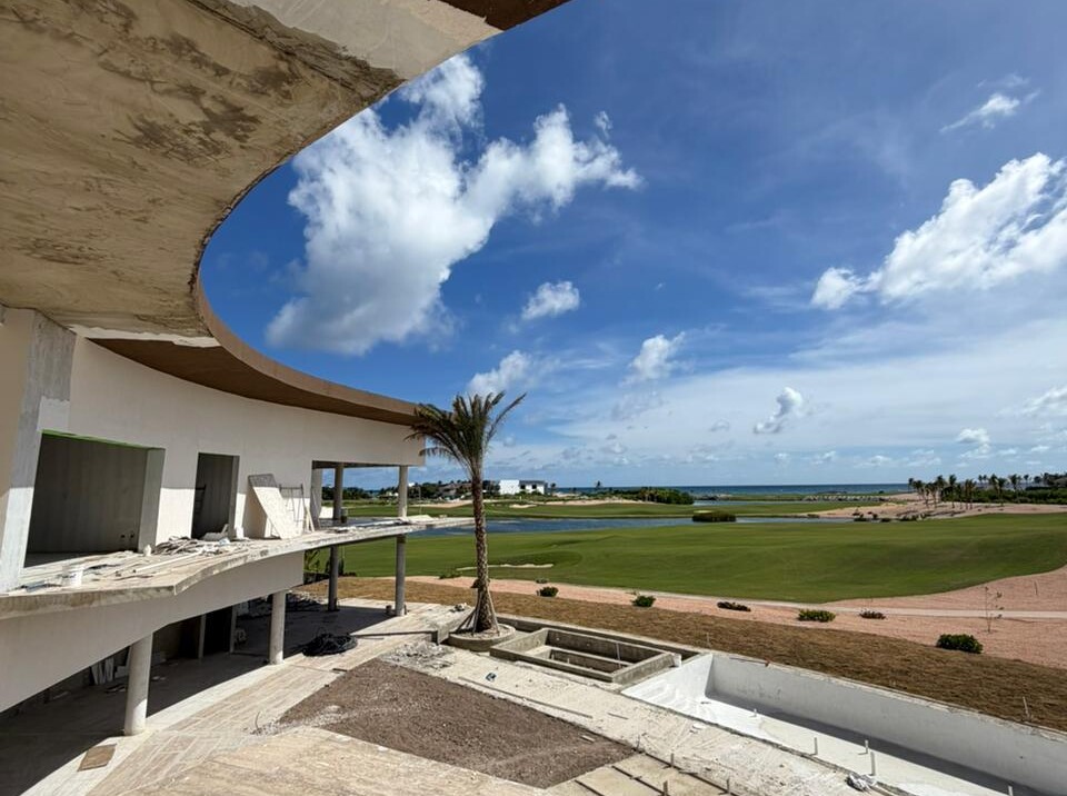 Las Iguanas 21 image